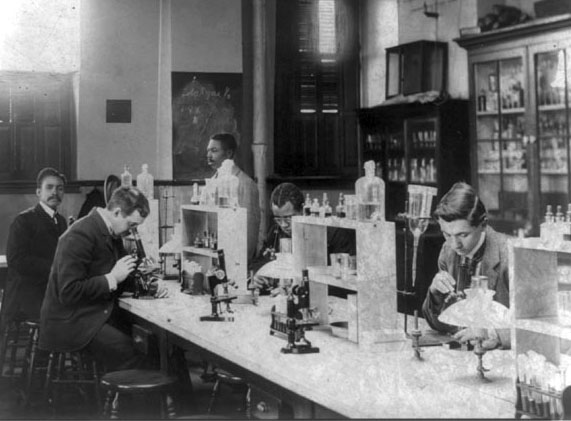 Howard Biology History